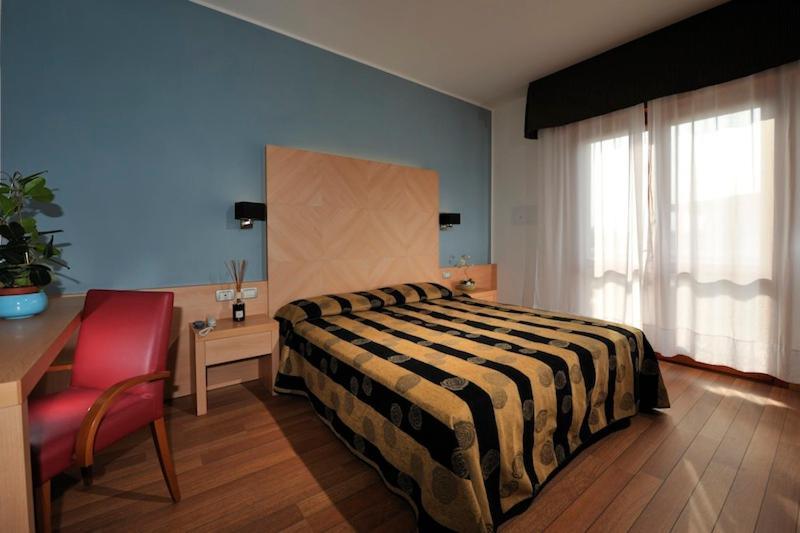 Hotel Eden Bibione Eksteriør billede
