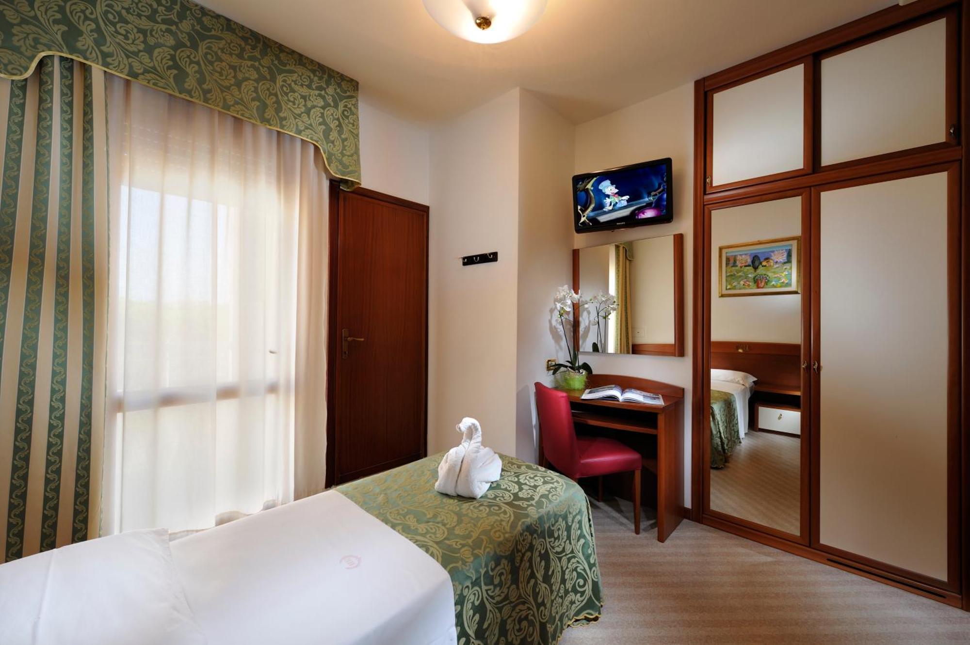 Hotel Eden Bibione Eksteriør billede